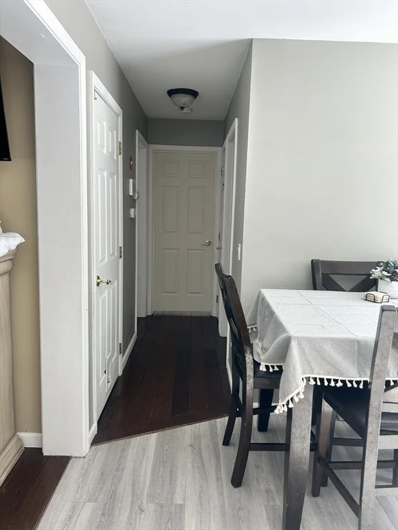 Photo of 4 Brookstone Dr