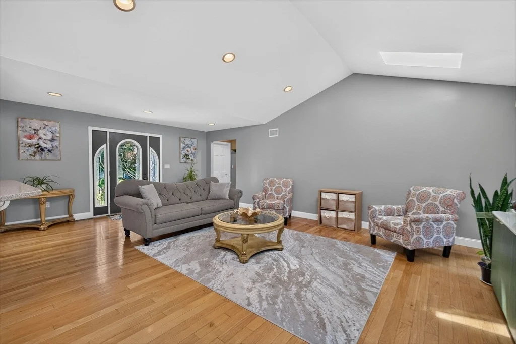 Photo of 63 Ansel White Dr
