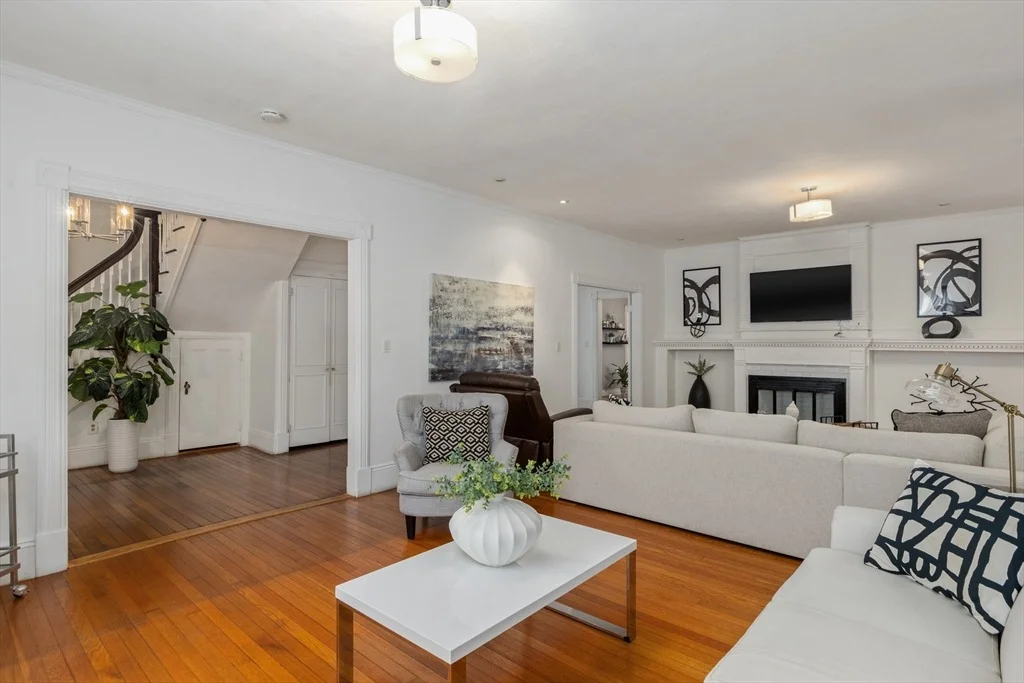 Photo of 16 Logan St