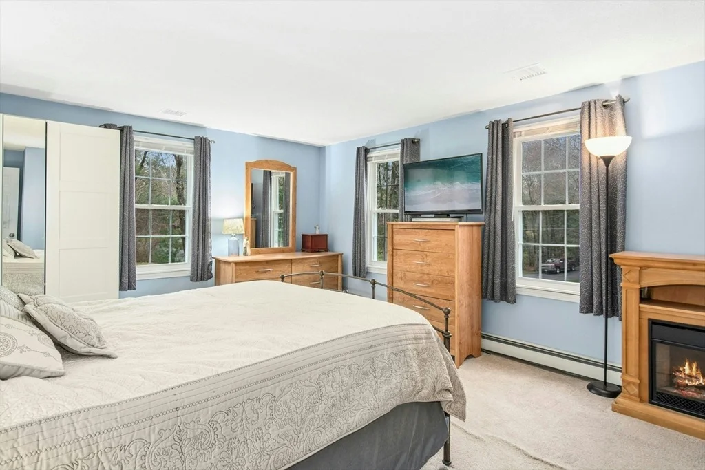 Photo of 22 Walter Dr