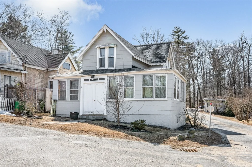 Photo of 2 Lakeview Ave