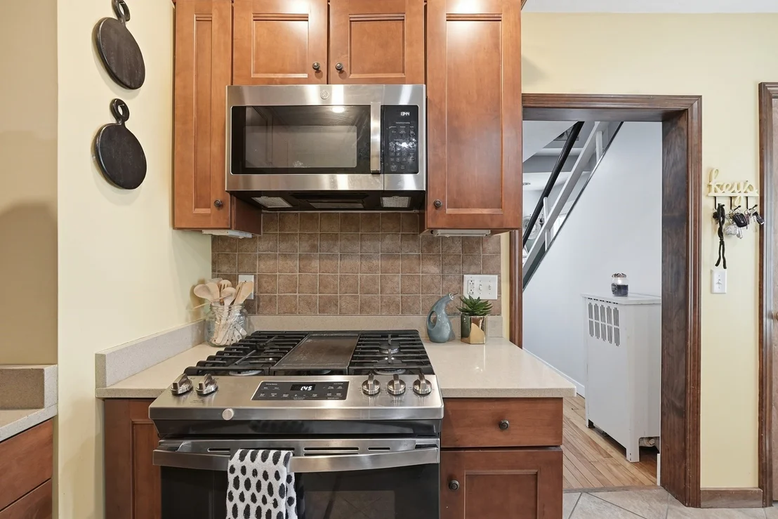 Photo of 31 Wildrose Ave