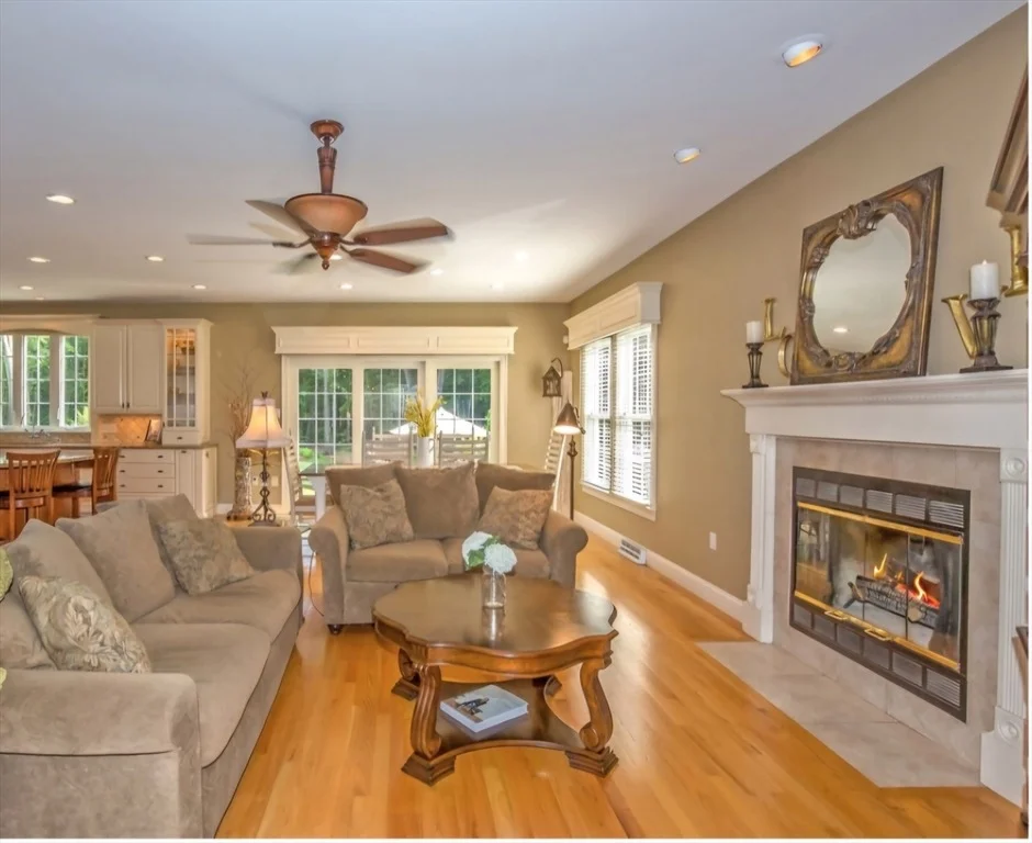 Photo of 41 Christopher Dr