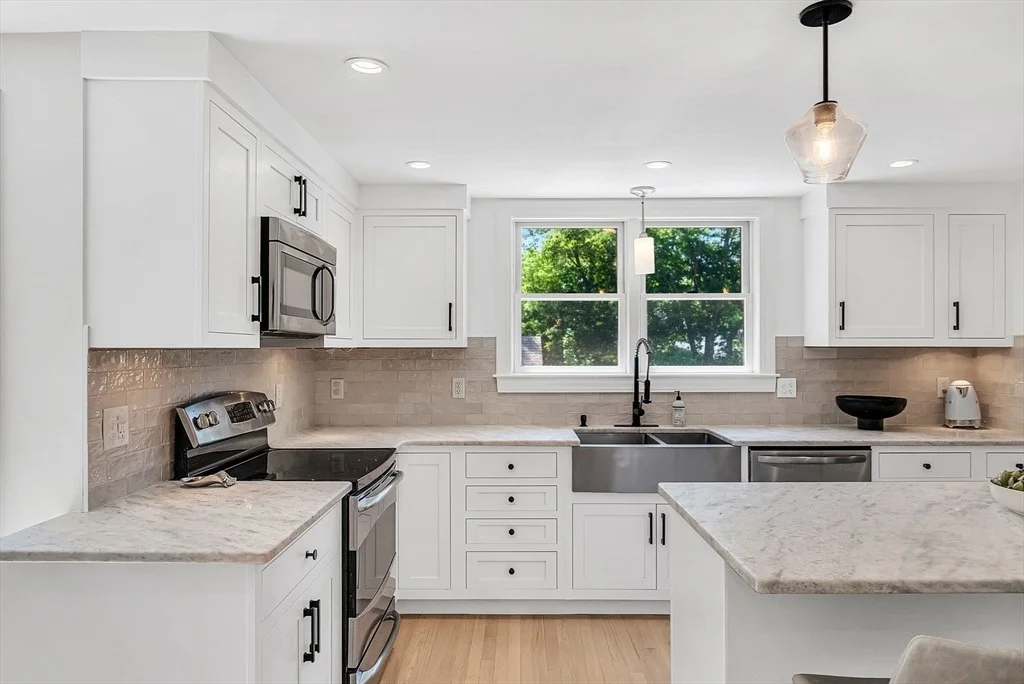 Photo of 86 Grosvenor Rd.