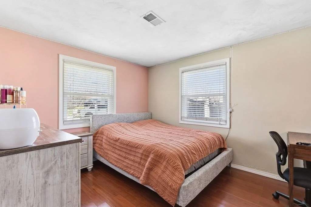 Photo of 145 Bates Rd