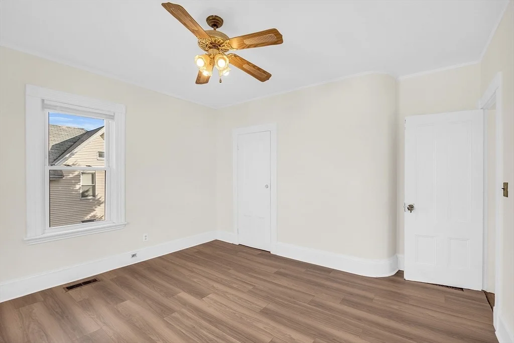 Photo of 16 Walnut Terr