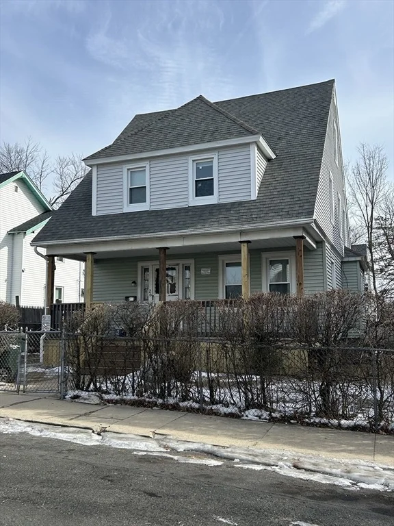 Photo of 26 Greenacre Sq