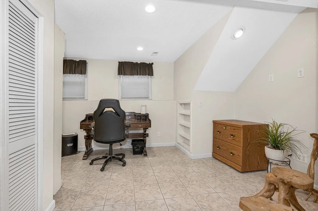 Photo of 454 Dunstable Road