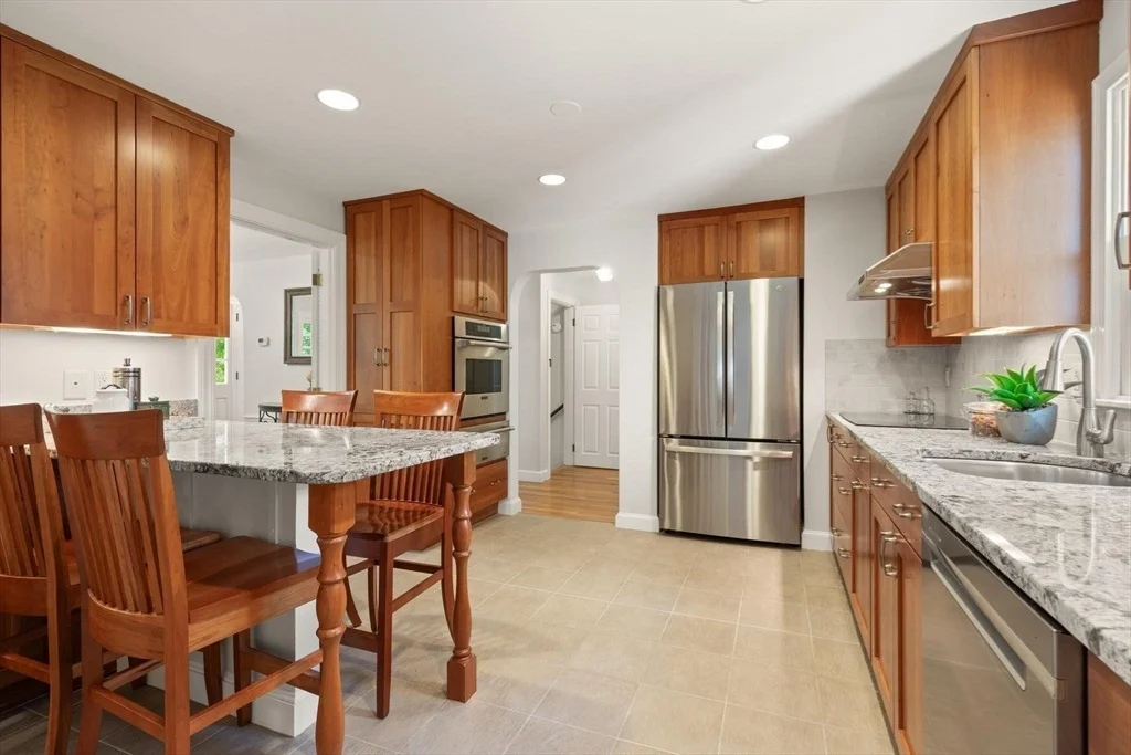 Photo of 33 Mossman Rd