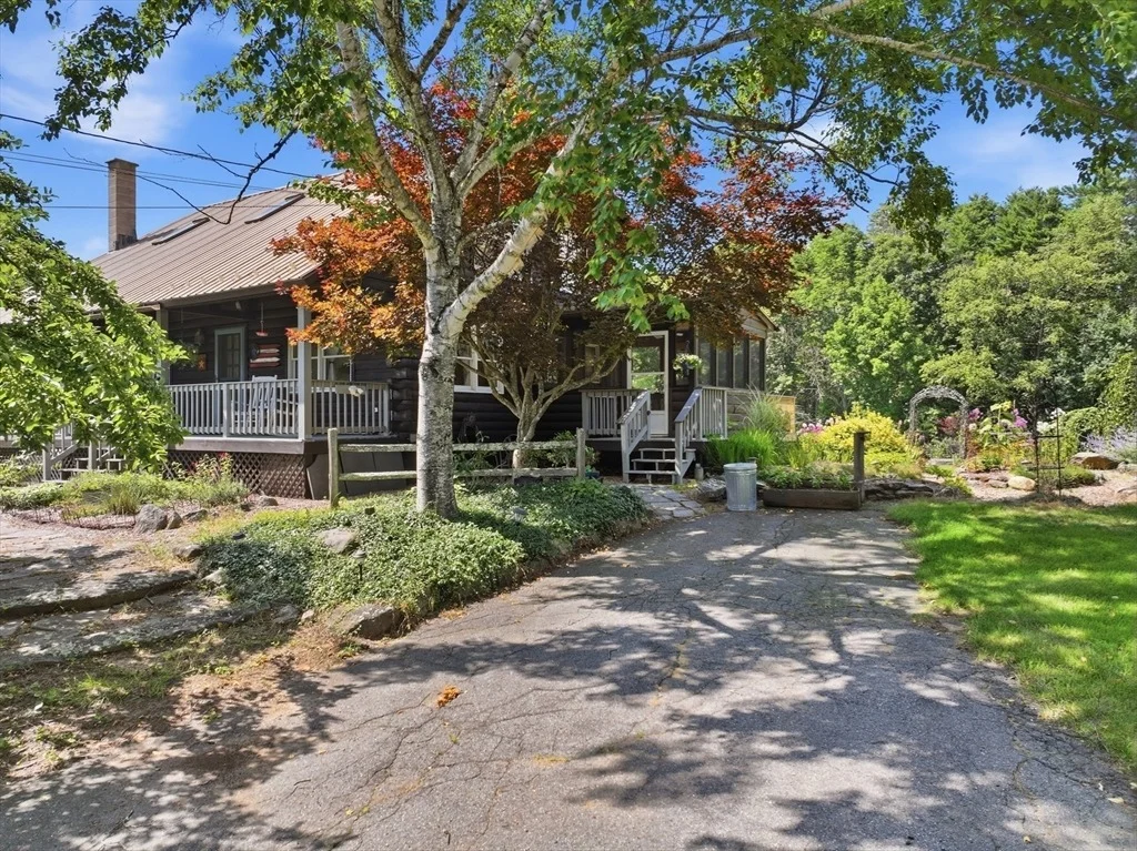 Photo of 15 Thompson Rd