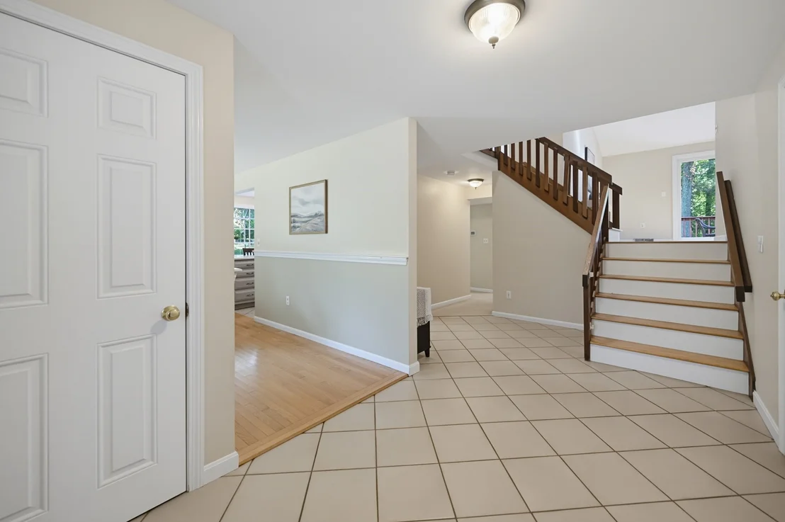 Photo of 21 Stagecoach Dr
