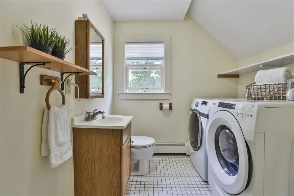 Photo of 5 Kent Way