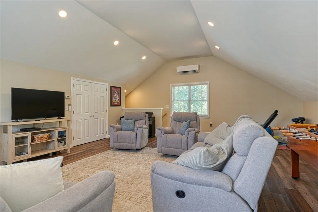 Photo of 31 Garrison Grove