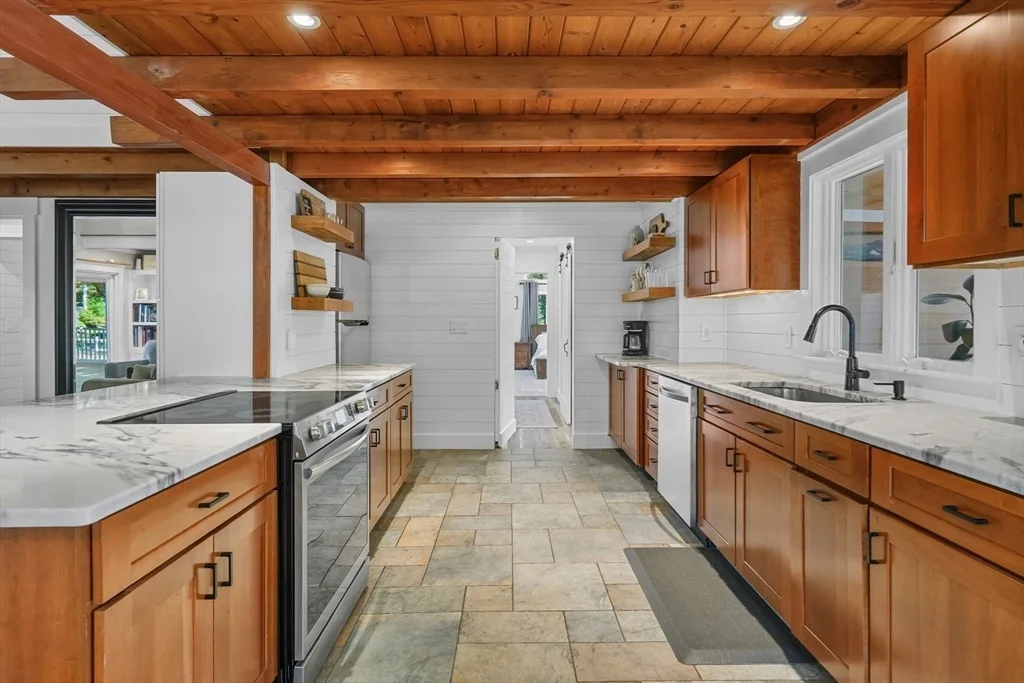 Photo of 6 Cedar St