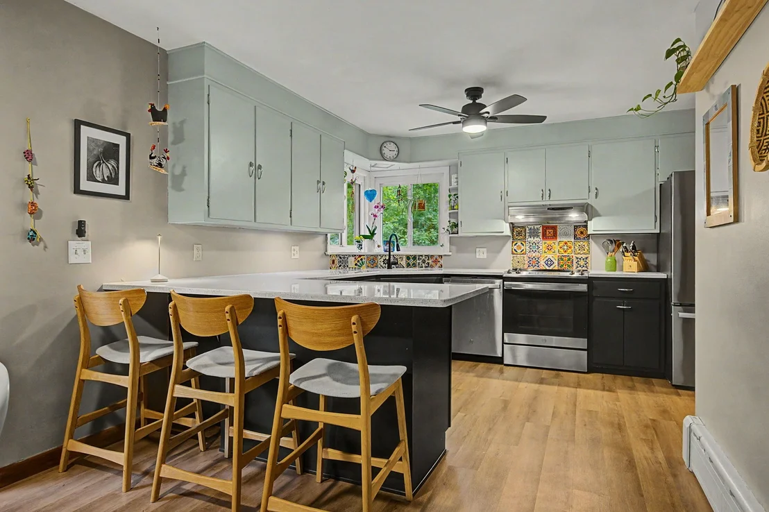 Photo of 10 Alden St