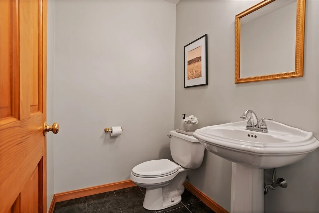 Photo of 825 Brockelman Rd