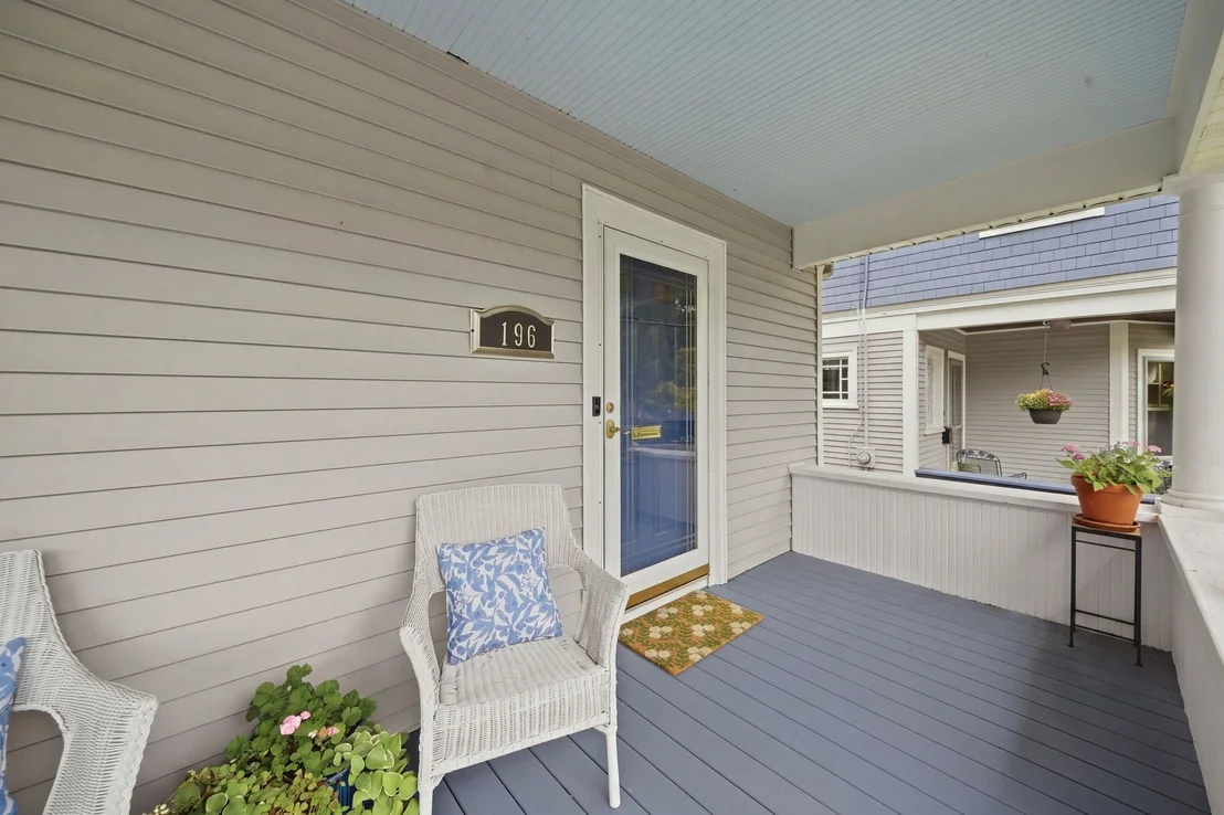 Photo of 196 Middlesex St