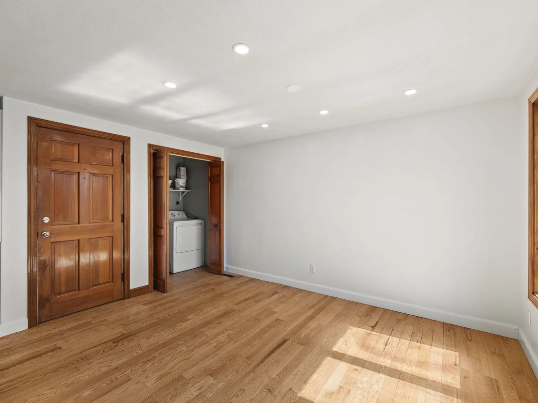 Photo of 12 Boston St