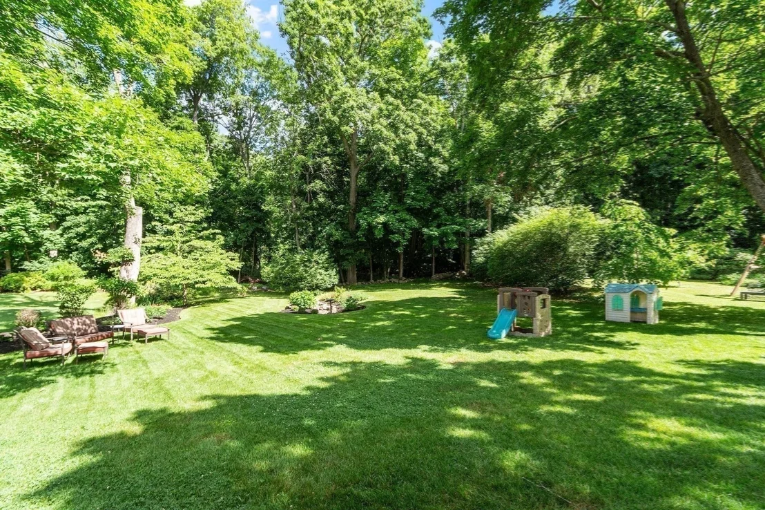 Photo of 90 Summer St