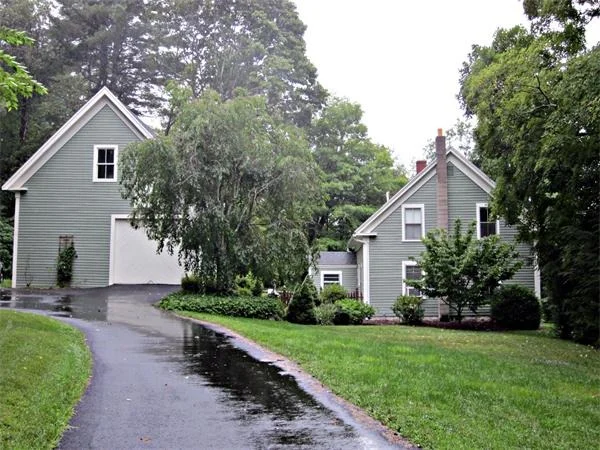 Photo of 375 Main St