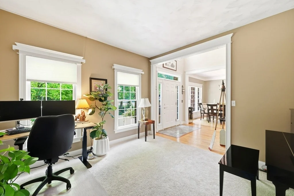Photo of 8 Wintergreen Cir