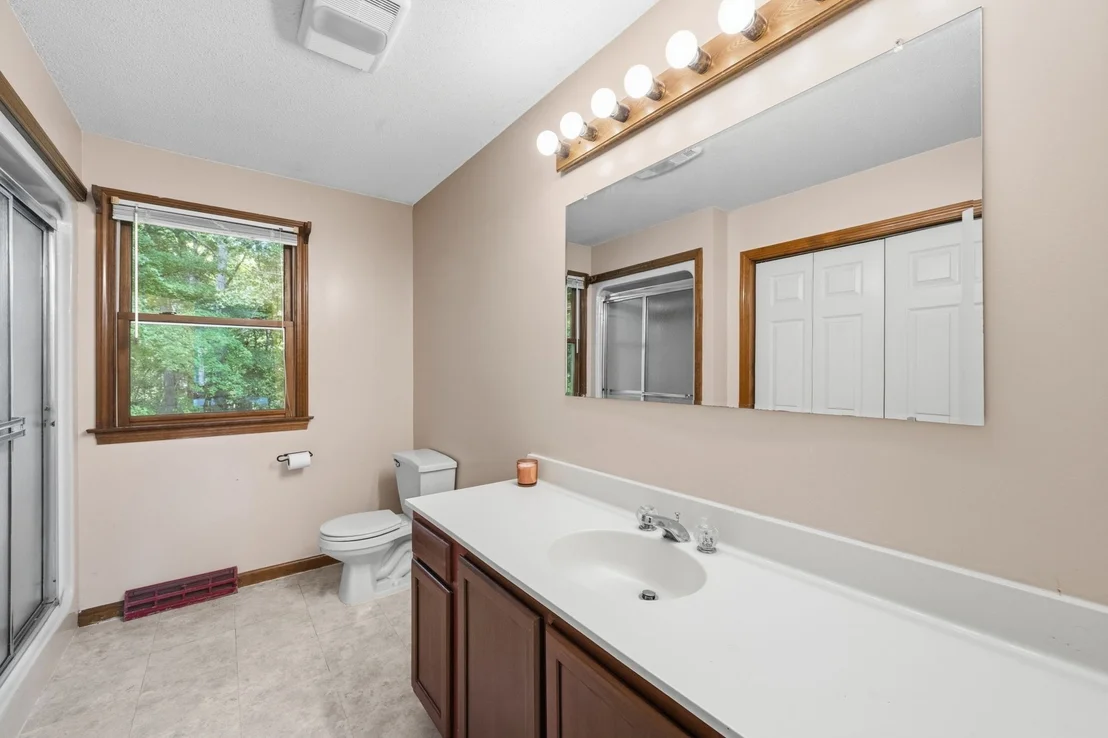 Photo of 22 Grassy Meadow Rd