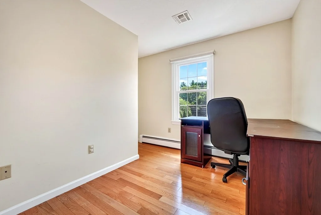 Photo of 8 Saddle Way