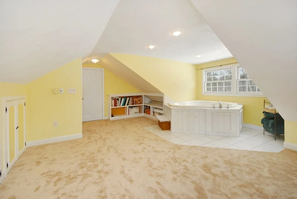 Photo of 40 Fifers Ln