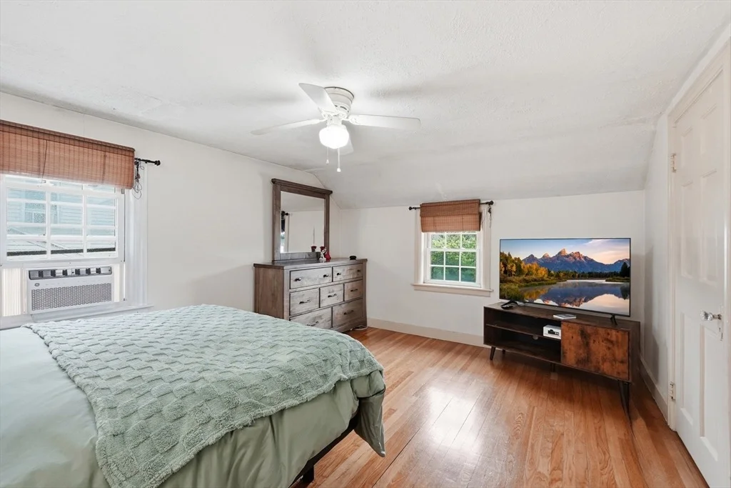 Photo of 154 Barnard Rd