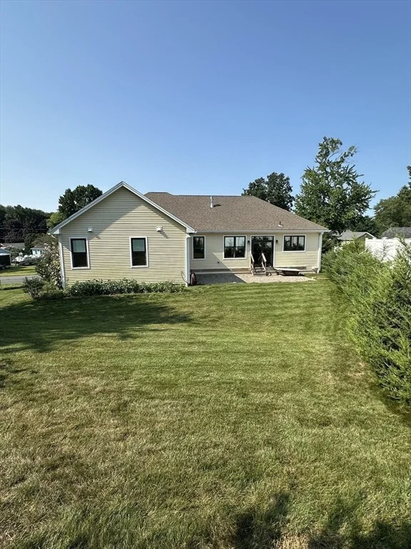 Photo of 139 Blanchard St