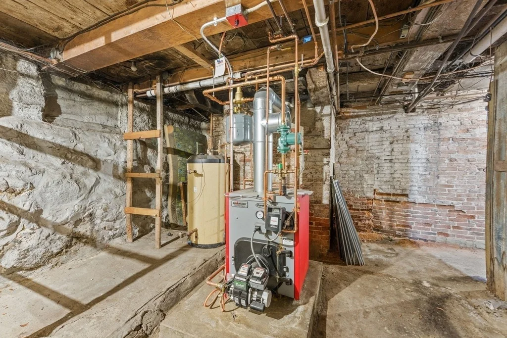 Photo of 90 Water St