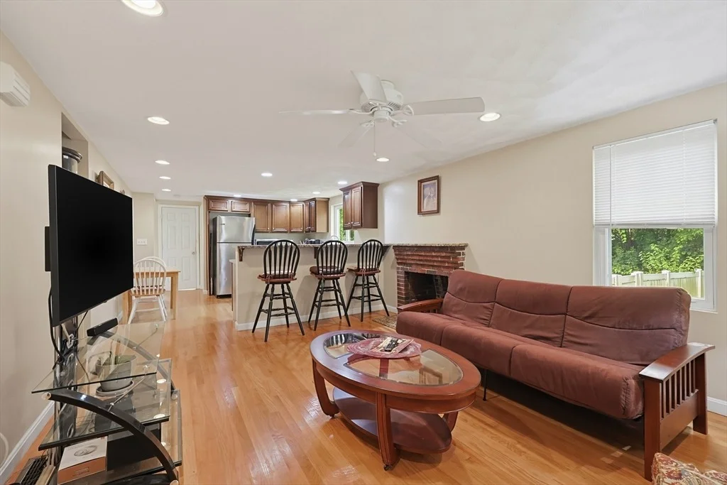 Photo of 53 Blaney Ave