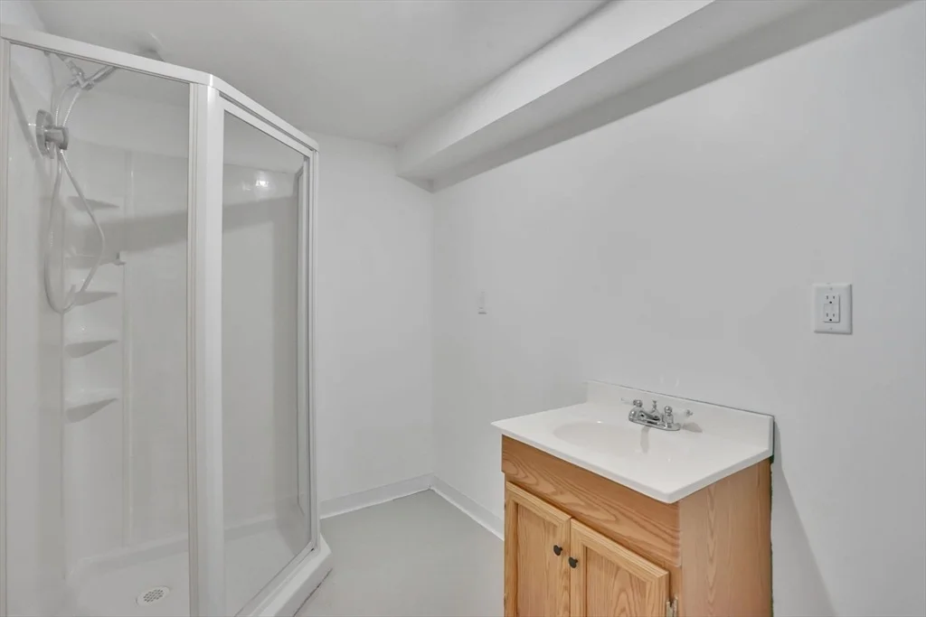 Photo of 155 Powell Ave