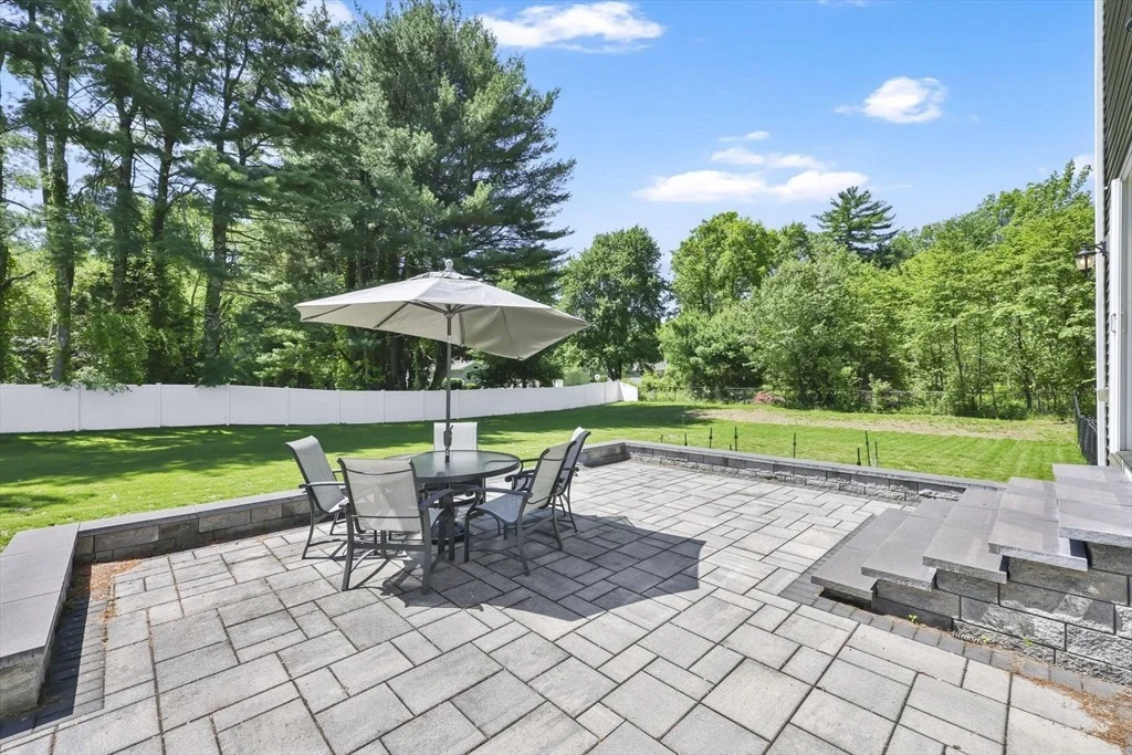 Photo of 27 Kibbe Ln