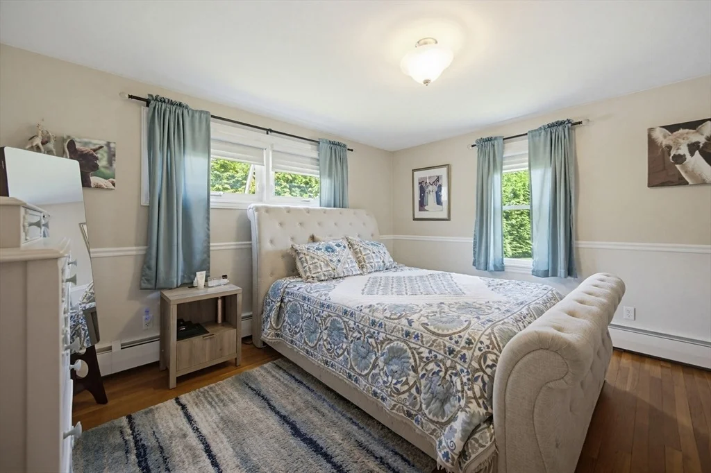 Photo of 377 Kenyon  Ave