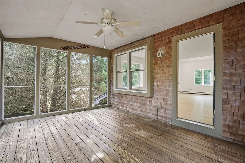 Photo of 9 Beachwood Dr.
