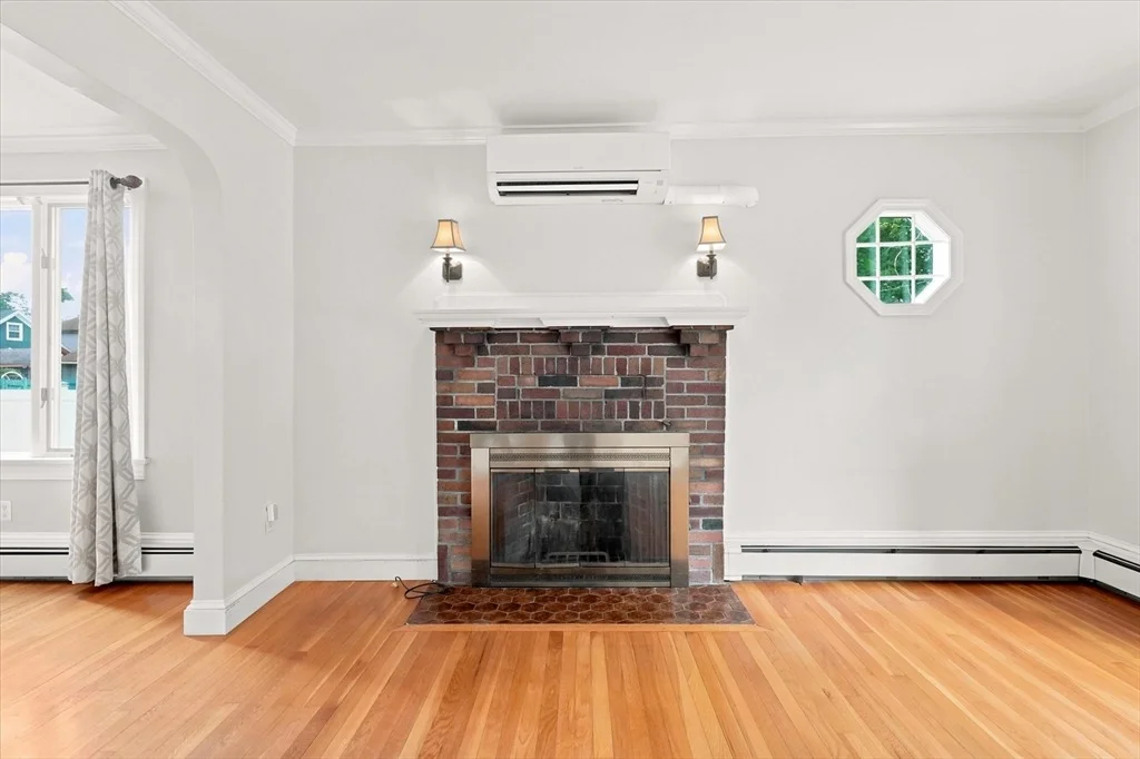 Photo of 32 Glendale Ave