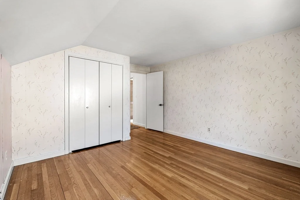 Photo of 7 Putney Ln