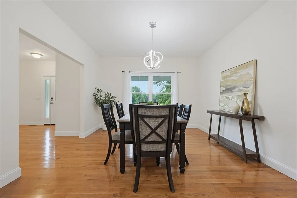 Photo of 16 Ledge Hill Ln