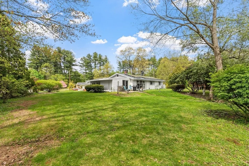 Photo of 40 Ruthellen Road