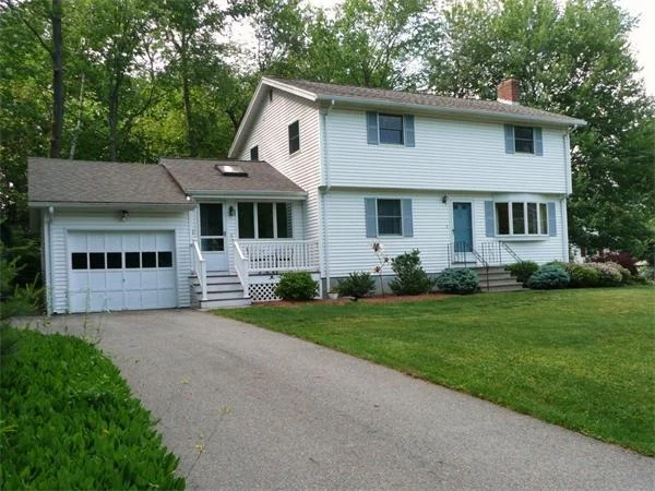 Photo of 21 Noble Dr