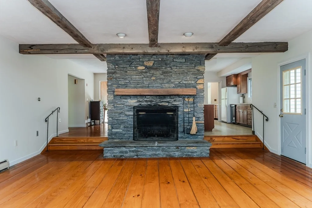 Photo of 7 Roosevelt St