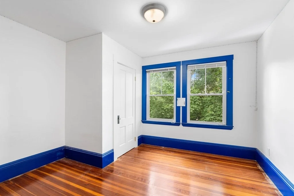 Photo of 26 Centre Ave