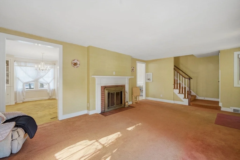 Photo of 46 Puritan Cir