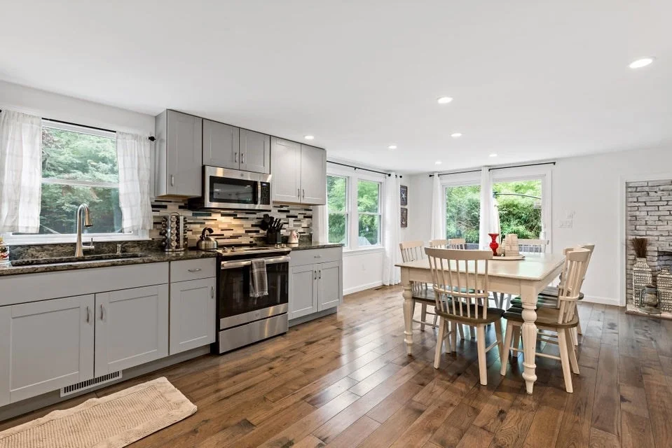 Photo of 720 Massasoit Road