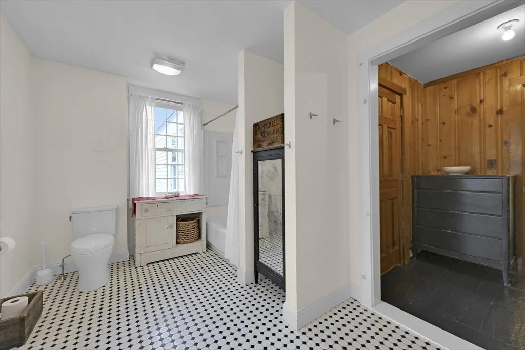 Photo of 82 Petersham Rd