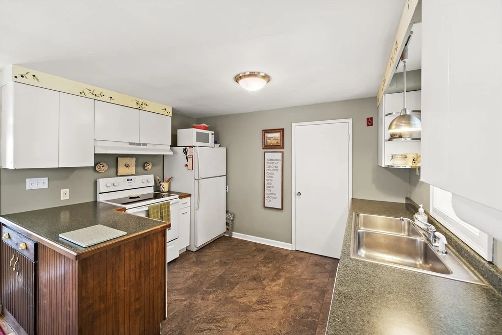 Photo of 12 Dix Rd