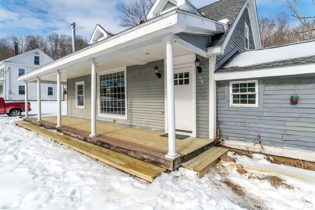 Photo of 75 Main St