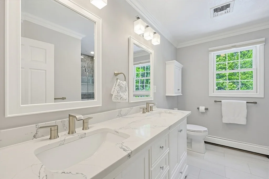 Photo of 5 Hickory Dr