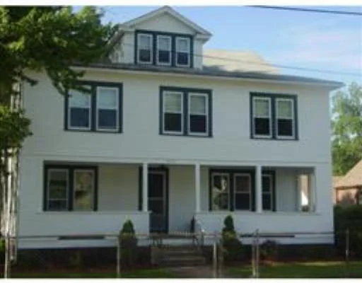 Photo of 2473 Roosevelt Ave
